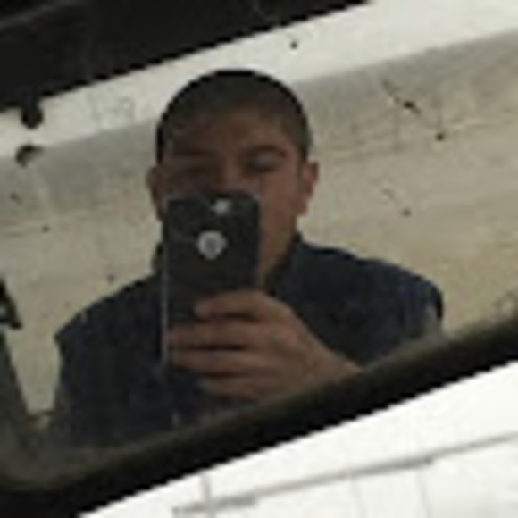 Meet your Posher, Alexis. - Picture 1 of 1